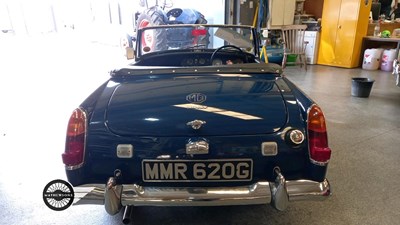 Lot 39 - 1968 MG MIDGET