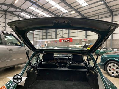 Lot 184 - 1974 MG B GT