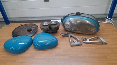 Lot 569 - BSA FUEL TANK , SIDE PANELS & CYLINDER HEAD