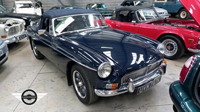 Lot 210 - 1972 MG B