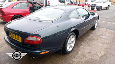 Lot 280 - 1999 JAGUAR XK8 COUPE AUTO