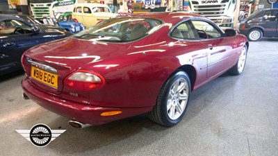 Lot 284 - 2000 JAGUAR XK8 COUPE AUTO