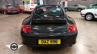 Lot 208 - 1998 PORSCHE 911 CARRERA