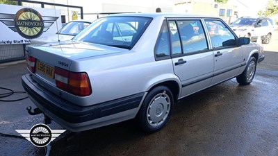 Lot 366 - 1993 VOLVO 940 S TURBO AUTO