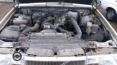 Lot 366 - 1993 VOLVO 940 S TURBO AUTO