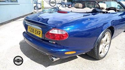 Lot 382 - 2001 JAGUAR XKR AUTO