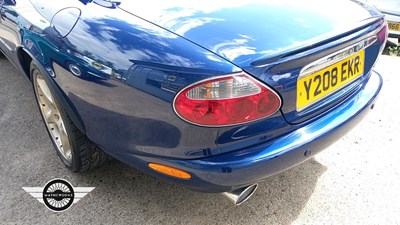 Lot 382 - 2001 JAGUAR XKR AUTO