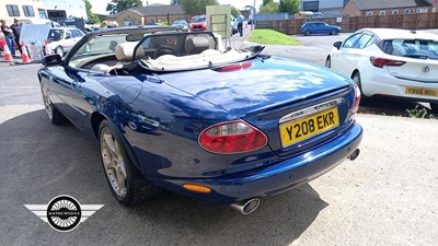 Lot 382 - 2001 JAGUAR XKR AUTO