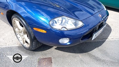 Lot 382 - 2001 JAGUAR XKR AUTO