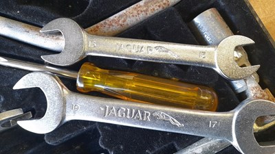 Lot 517 - JAGUAR TOOL KIT
