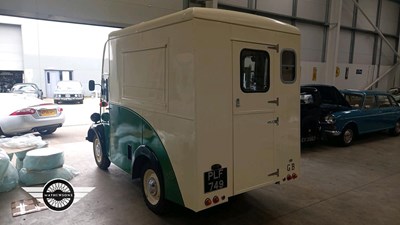 Lot 430 - 1954 MORRIS J TYPE