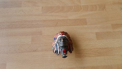 Lot 585 - BRONZE INDIAN CHIEF'S HEAD MASCOT