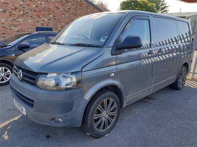 Lot 358 - 2011 VOLKSWAGEN TRANSPORTER T30