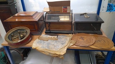 Lot 881 - 4X BARRELL ,PAPER AND METAL DISC MUSIC MACHINES