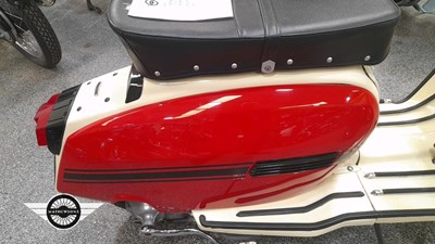 Lot 676 - 1971 LAMBRETTA