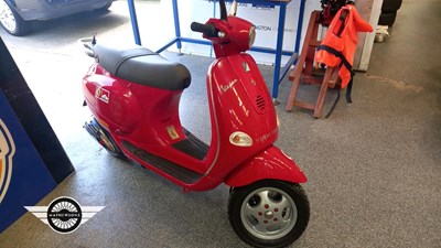 Lot 436 - 2001 PIAGGIO VESPA ET4