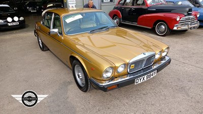 Lot 494 - 1983 DAIMLER DOUBLE SIX HE AUTO