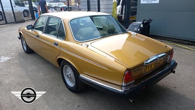 Lot 494 - 1983 DAIMLER DOUBLE SIX HE AUTO