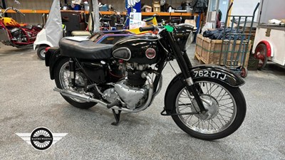 Lot 554 - 1957 ARIEL 650 TWIN