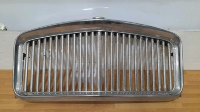 Lot 871 - AUSTIN ALLEGRO/VANDEN PLAS CHROME GRILLE