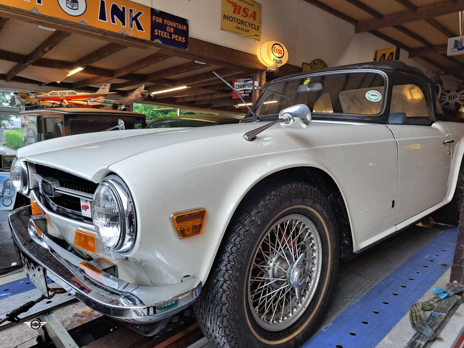 Lot 109 - 1974 TRIUMPH TR6