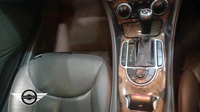 Lot 616 - 2005 MERCEDES SL 350 AUTO