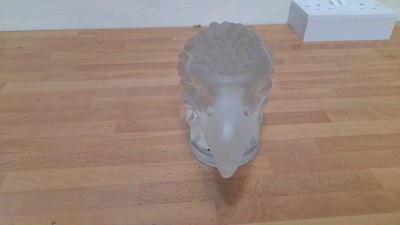 Lot 797 - LALIQUE STYLE EAGLE HEAD