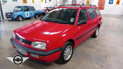 Lot 672 - 1994 VOLKSWAGEN GOLF GL ESTATE