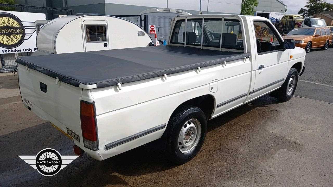 Lot 144 1993 NISSAN D21 1TON PICKUP