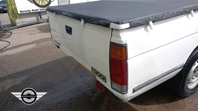 Lot 144 - 1993 NISSAN D21 1-TON PICK-UP