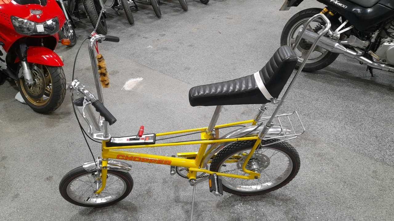 Lot 9 MK2 RALEIGH CHOPPER FIZZY LEMON 1977