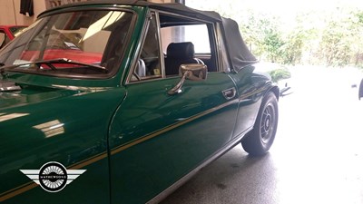 Lot 694 - 1974 TRIUMPH STAG AUTO