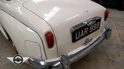 Lot 822 - 1963 ROVER 110