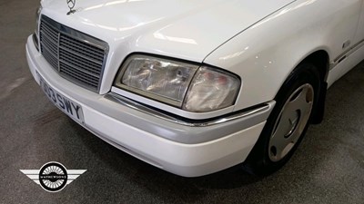 Lot 792 - 1996 MERCEDES C250 ELEGANCE TD AUTO