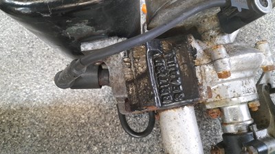 Lot 433 - SEAGULL CLIP ON OUTBOARD ENGINE