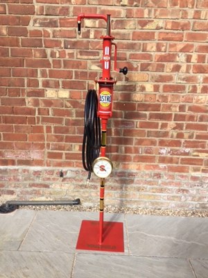 Lot 151 - RENOVATED CASTROL WAKEFIELD OIL PUMP