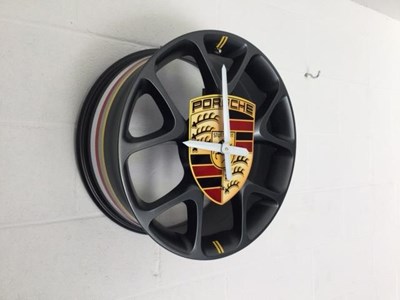 Lot 155 - PORSCHE ALLOY WHEEL CLOCK