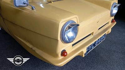 Lot 820 - 1971 RELIANT SUPER VAN 3