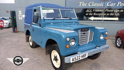 Lot 7 - 1983 LAND ROVER SERIES 3 88" SOFT TOP