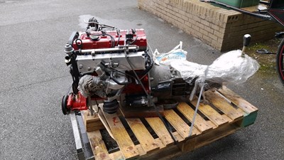 Lot 525 - FORD COSWORTH ENGINE & GEARBOX DOHC 16-V TURBO