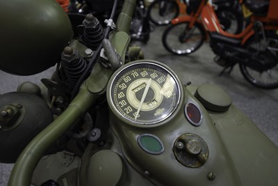 Lot 470 - 1947 HARLEY-DAVIDSON 42WLA