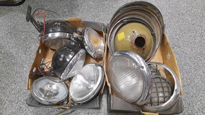 Lot 891 - 2X BOXES OF LIGHTS