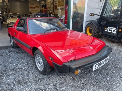 Lot 390 - 1988 FIAT X19