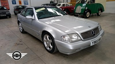 Lot 410 - 2001 MERCEDES SL280 AUTO