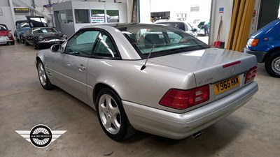 Lot 410 - 2001 MERCEDES SL280 AUTO