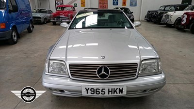 Lot 410 - 2001 MERCEDES SL280 AUTO