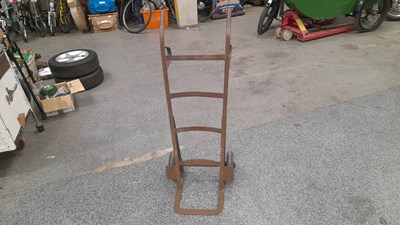 Lot 885 - SACK BARROW WITH RUBBER WHEELS