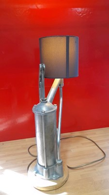 Lot 291 - CASTROL PUMP LAMP