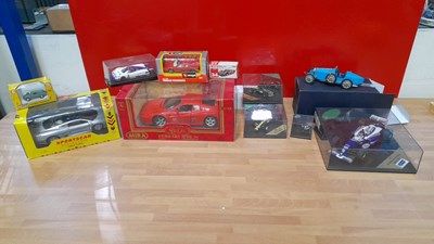 Lot 842 - SELECTION OF MODEL CARS