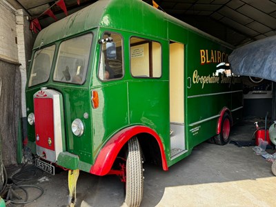 Lot 848 - 1950 ALBION LORRY